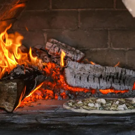 Bilyi Aist Solotvyno